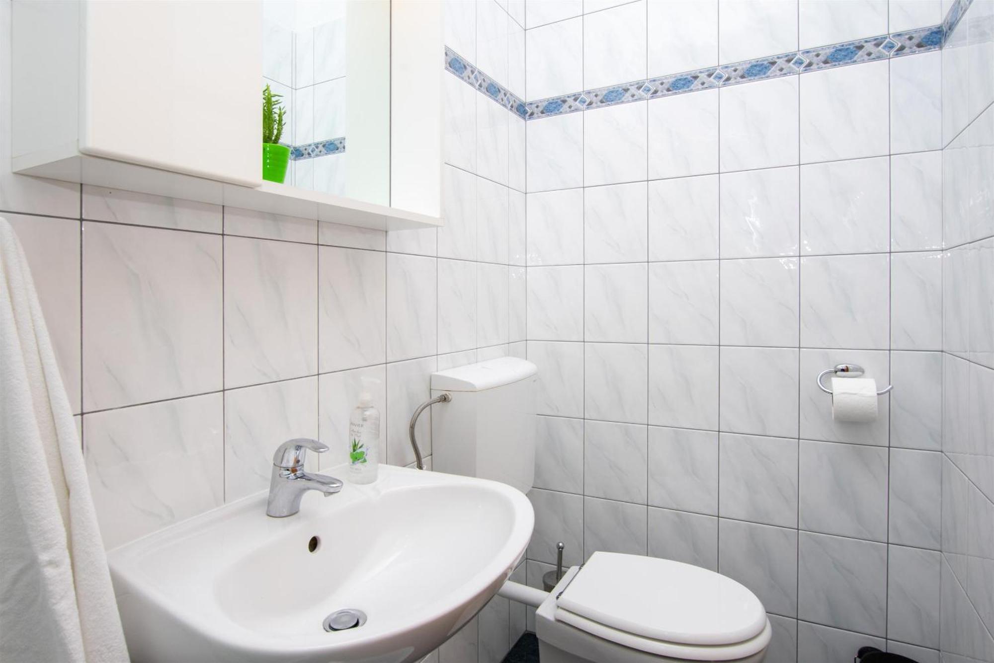 Apartment Zdravko Omiš Buitenkant foto